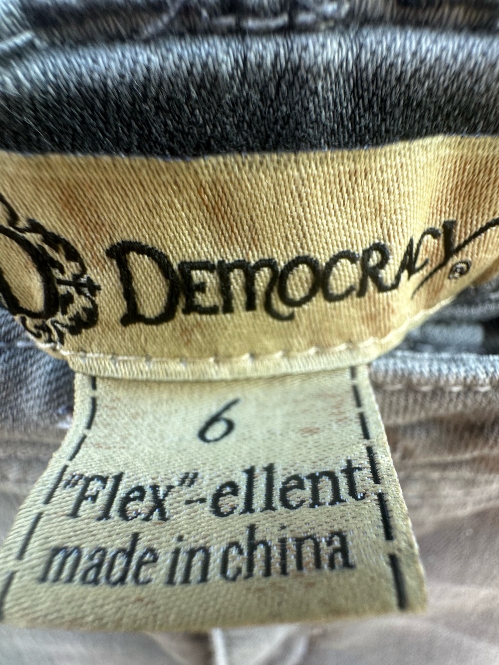 Democracy Jeans Cropped Embroidered Hem Jeans BOHO Festival Coastal Ankle Denim - Picture 3 of 16